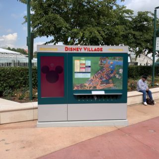 Ecran d'informations dans le disney village