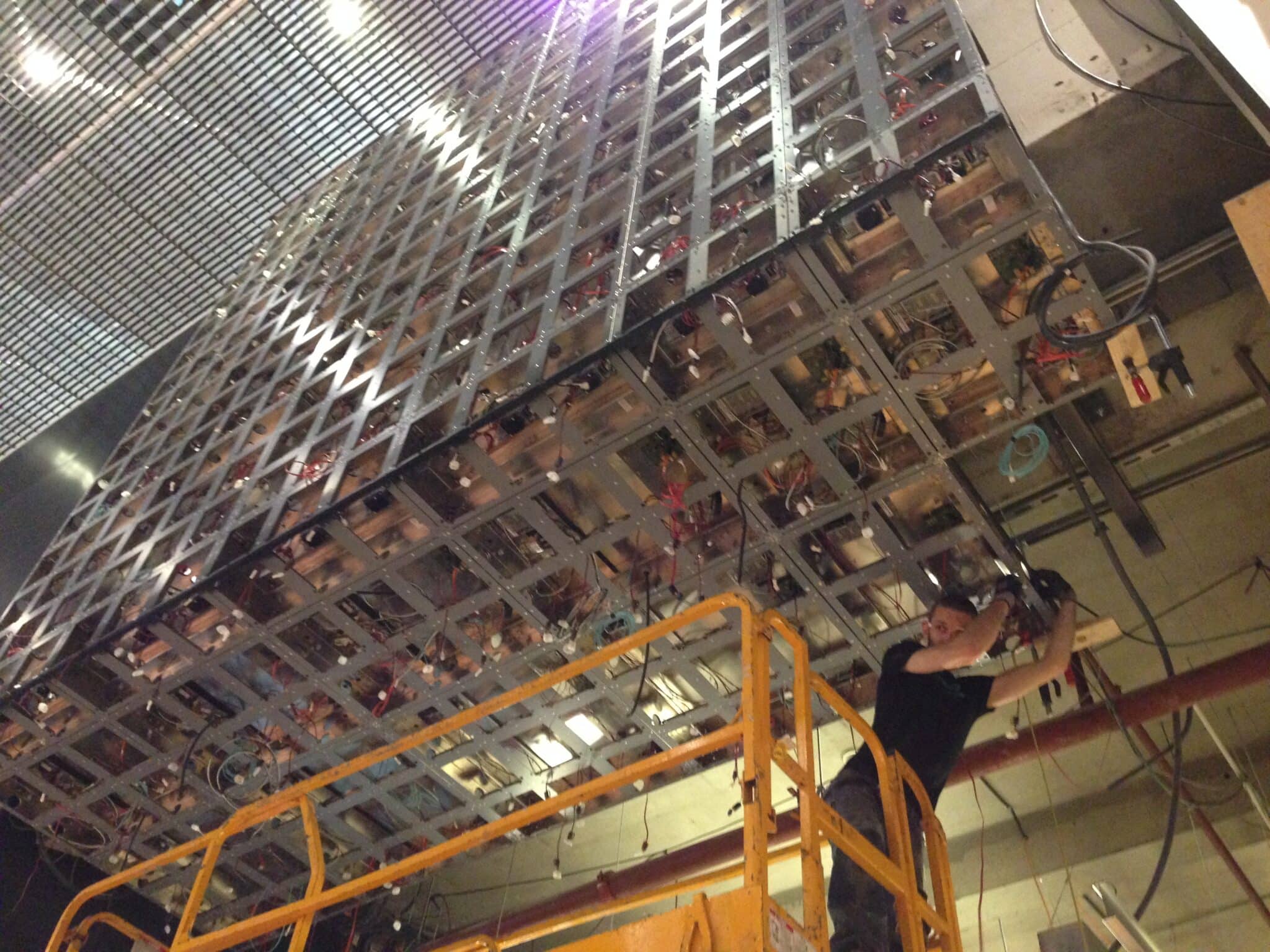 montage ecran led lille