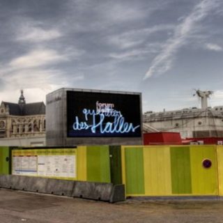 Ecran geant exterieur Paris Les Halles