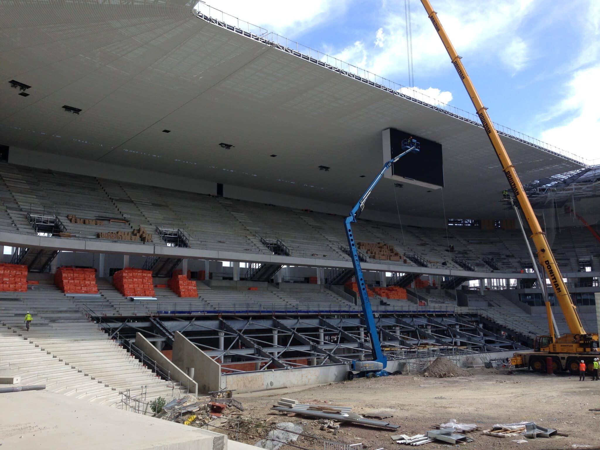 installation ecran led stade