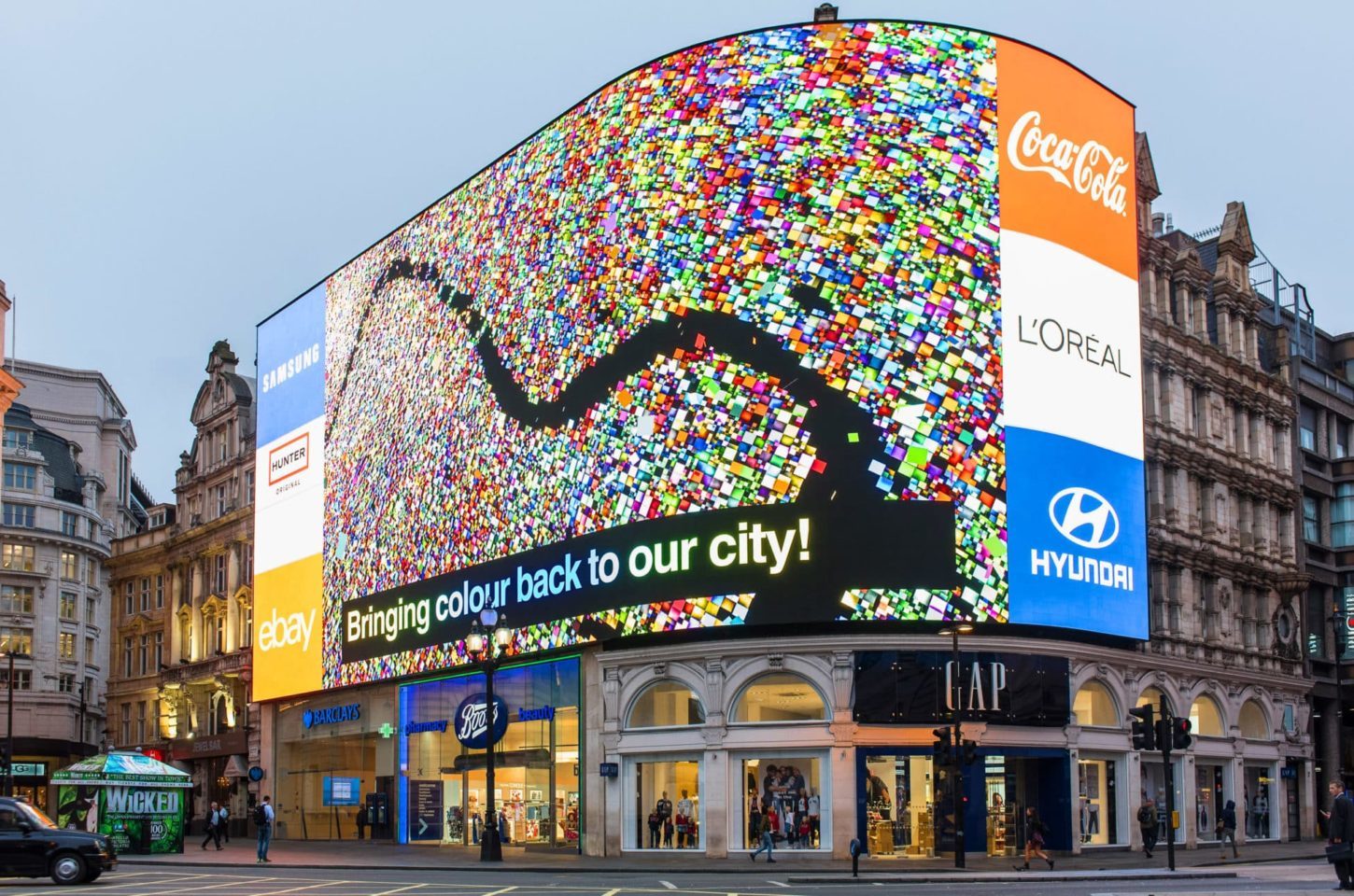 Ecran geant LED Pitch écran picadilly