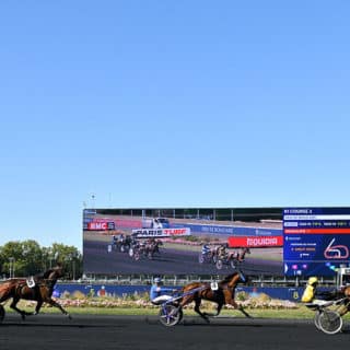 Ecran geant led de l’hippodrome de Vincennes