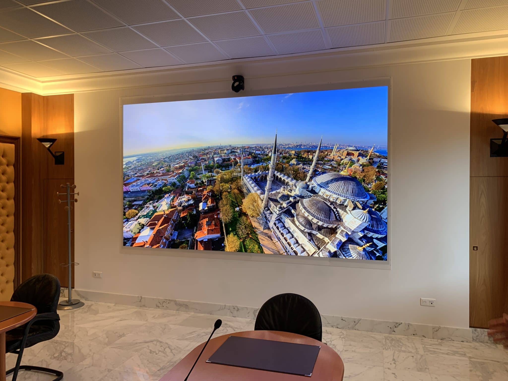 Mur LED COB Salle des ministres de Monaco