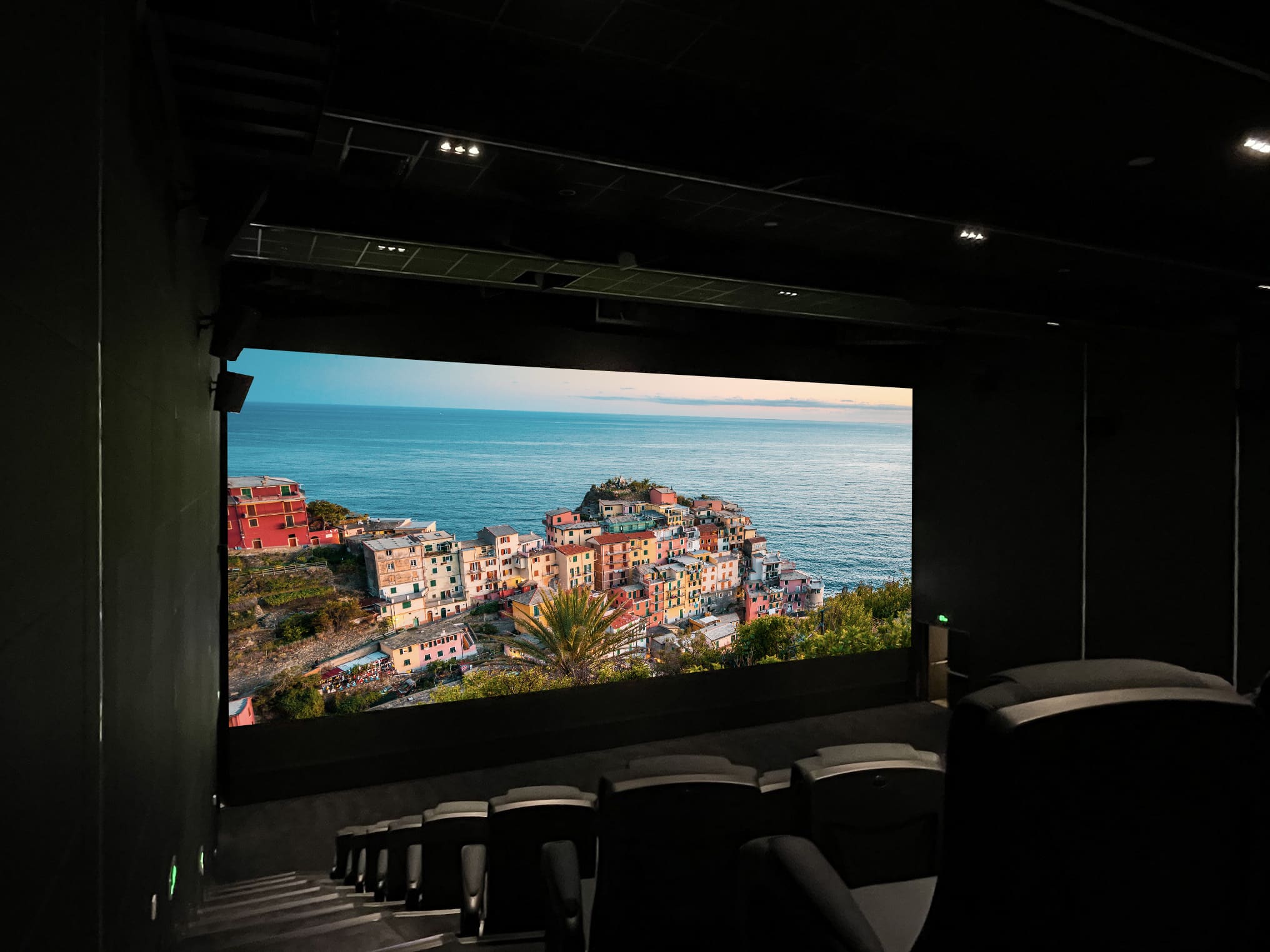 ecran led dci cinema