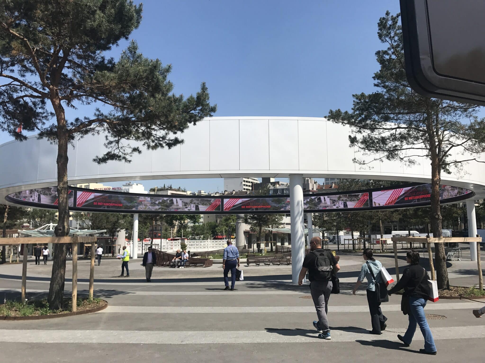 ecran geant led Paris Porte de Versailles