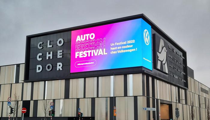 ecran-geant-led-pekason-exterieur