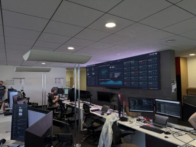 mur led salle de supervision